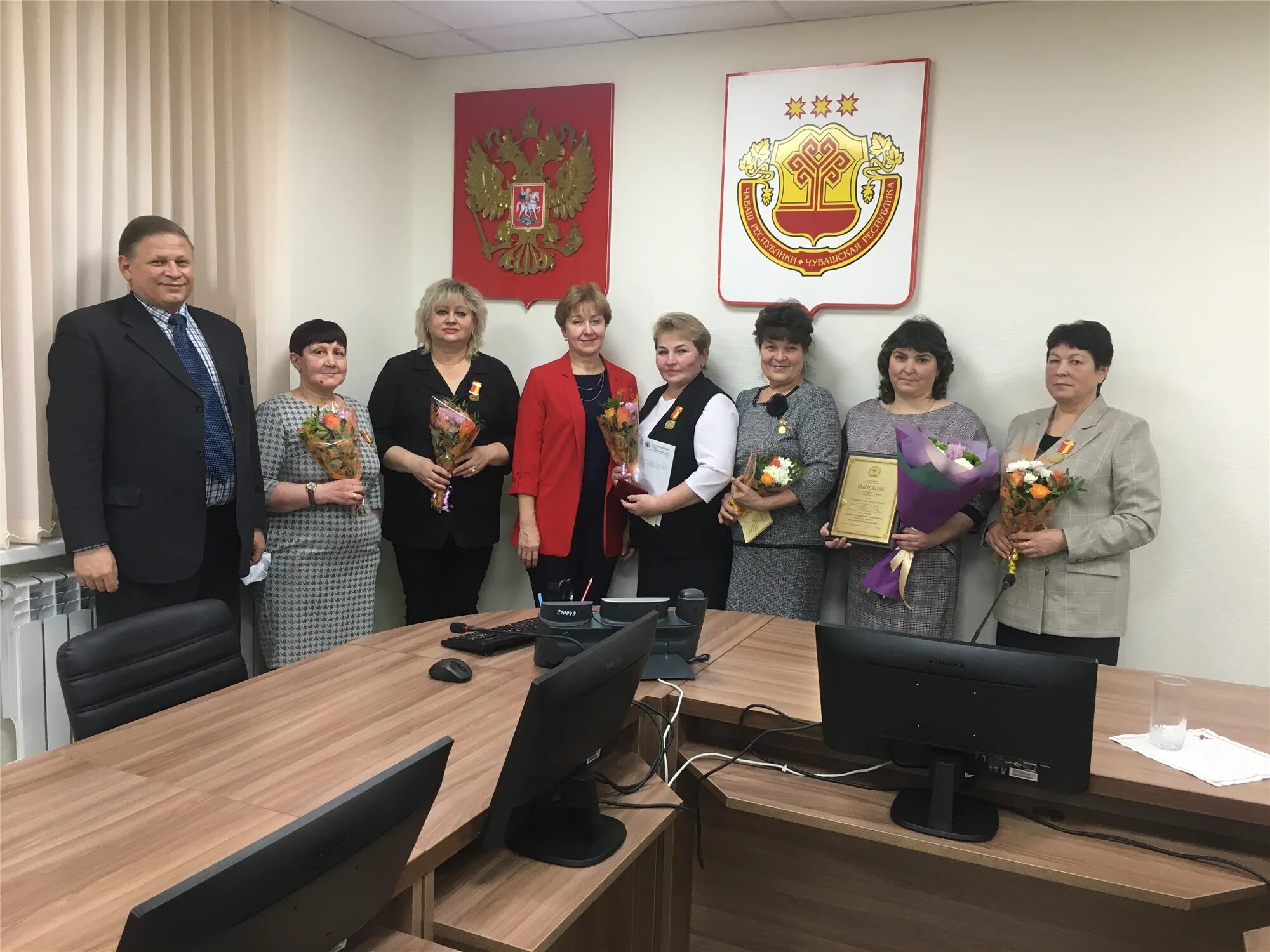 Центр предоставления мер социальной поддержки минтруда чувашии. Центр предоставления социальной поддержки чебоксары. Центр предоставления социальной поддержки чебоксары. Администрация города чебоксары. Центр культурного развития таврово.