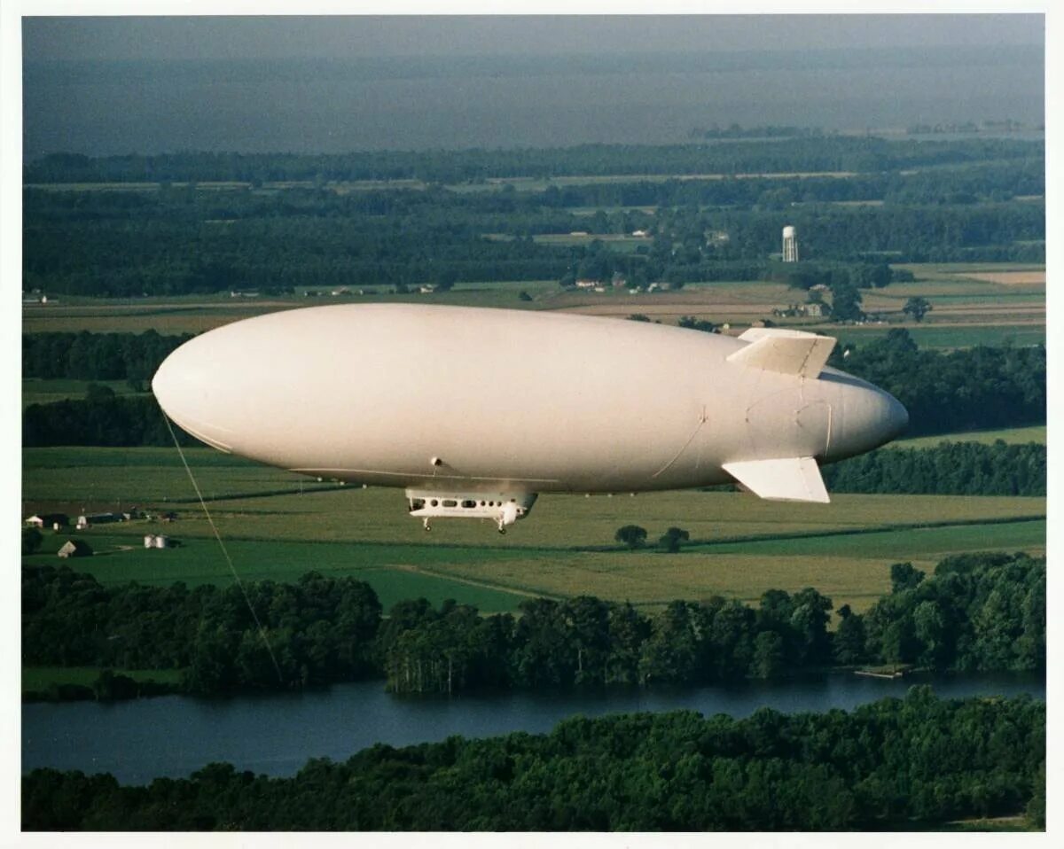 Аэростат применение. Дирижабль skyship 600. аэростат стратостат дирижабль. дирижабль цеппелин современный.