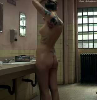 Ruby rose goes naked.