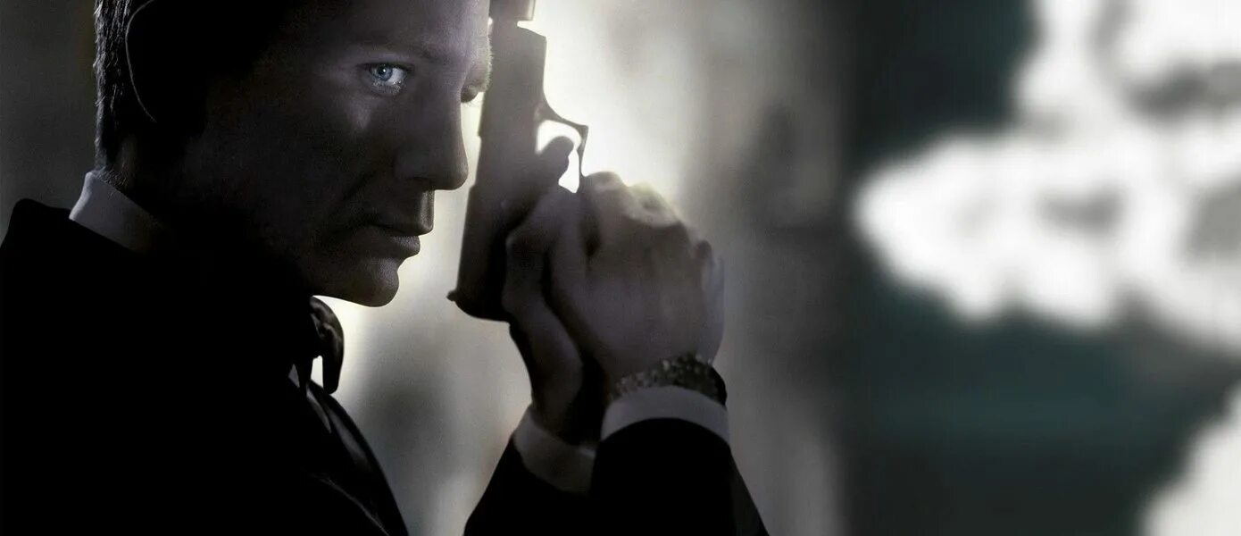 007 координаты скайфолл постер. Пирс броснан в роли джеймса бонда. Пирс броснан агент 007. Пирс броснан 007. Фото джеймса бонда агента 007.