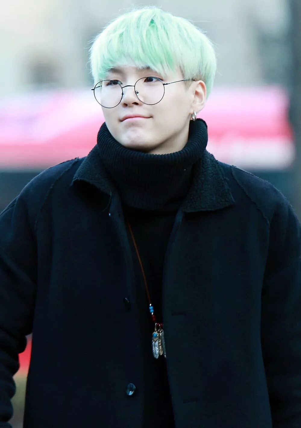 Что такое шуга. Шуга бтс. bts шуга. шуга из бтс. bts suga.