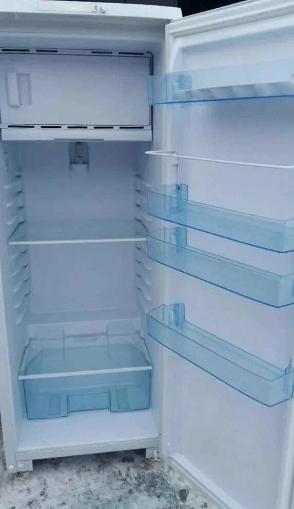 Атлант бирюса. Холодильник Бирюса 110. Холодильник Бирюса 110 двухкамерный. Холодильник Бирюса 110, белый. Холодильник Бирюса 124.