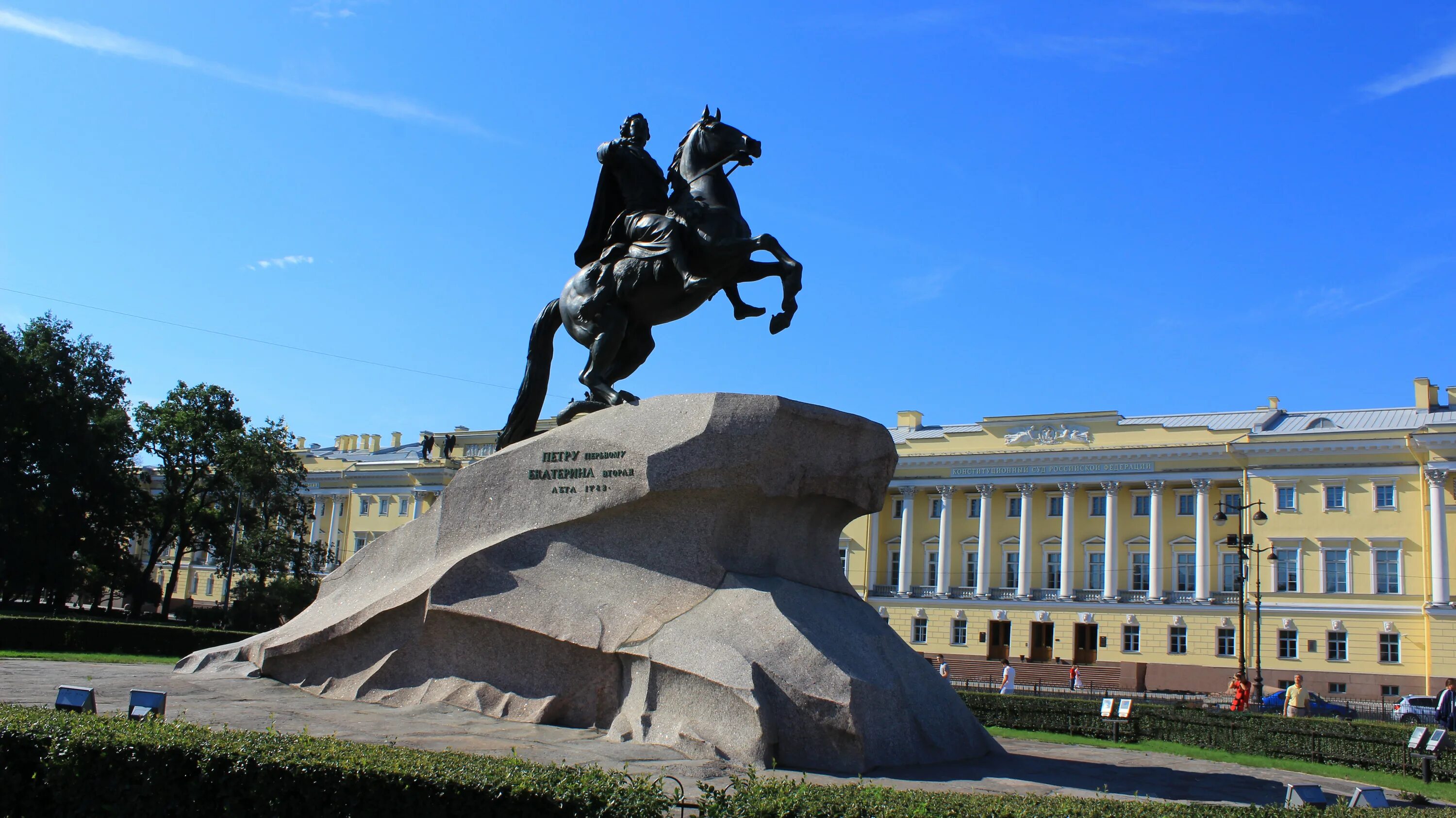 Памятник петру 1 находится. Монумент петра великого в санкт-петербурге. памятник петру i на сенатской площади. памятник петру великому (на площади петра i) махачкала. медный всадник растрелли.