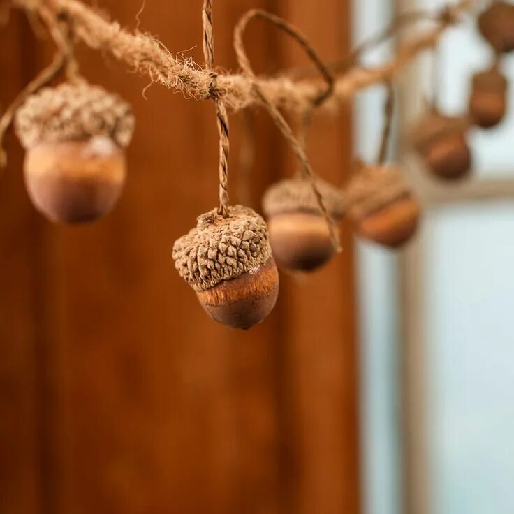 Things You Can Make With All of Those Acorns Reader's Digest Acorn crafts, Acorn