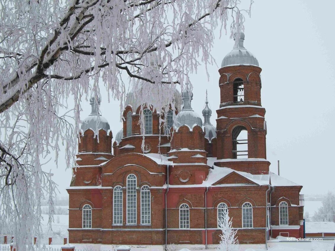Михаило-архангельская церковь чамзинка. Церковь в чамзинке мордовия. Храмова чамзинка. Церковь казанской иконы божией матери мордовия чамзинка. Храм маколово чамзинского р-на,.