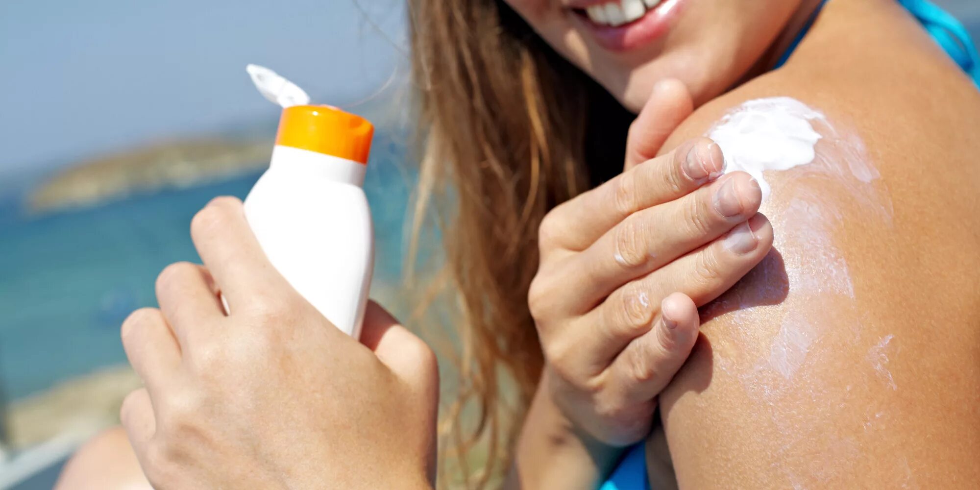 Крем солнцезащитный. Солнцезащитный крем для рук. Солнцезащитный крем Sunscreen. Солнцезащитные крема нанесение.