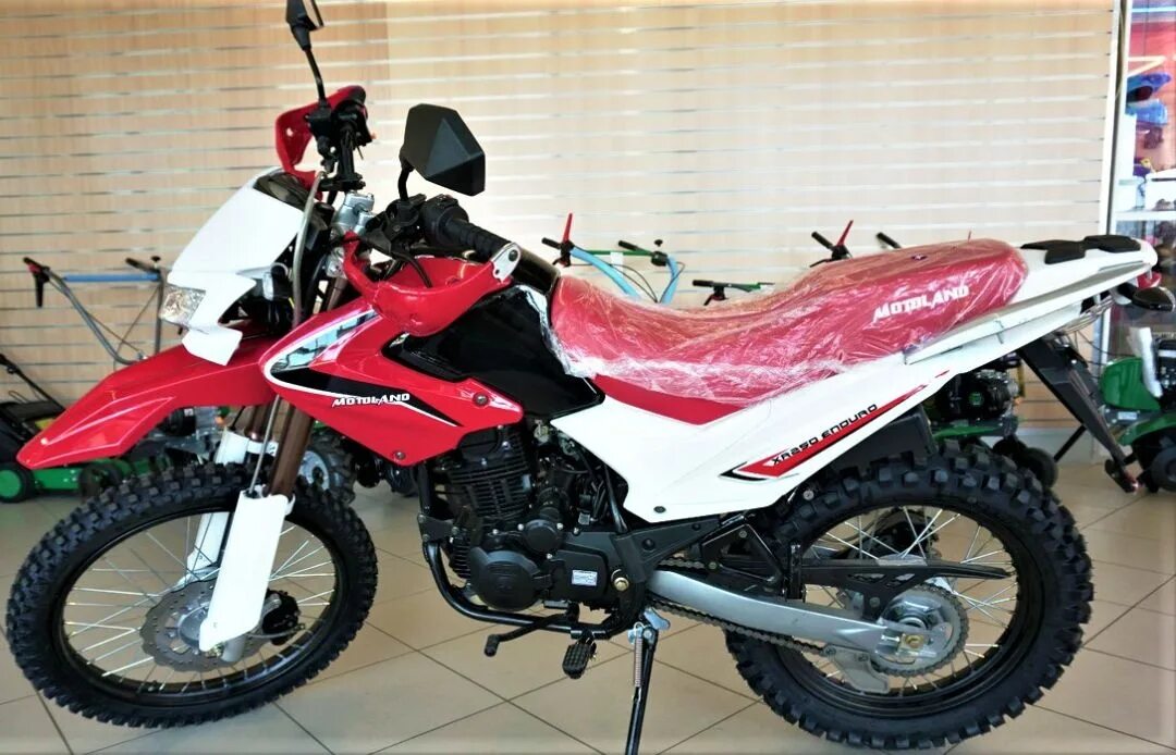 Мотолэнд иваново. Мотоцикл Motoland xr250. Мотоцикл Motoland 250 Enduro. Motoland XR 250 эндуро. Мотоцикл кросс Motoland xr250.