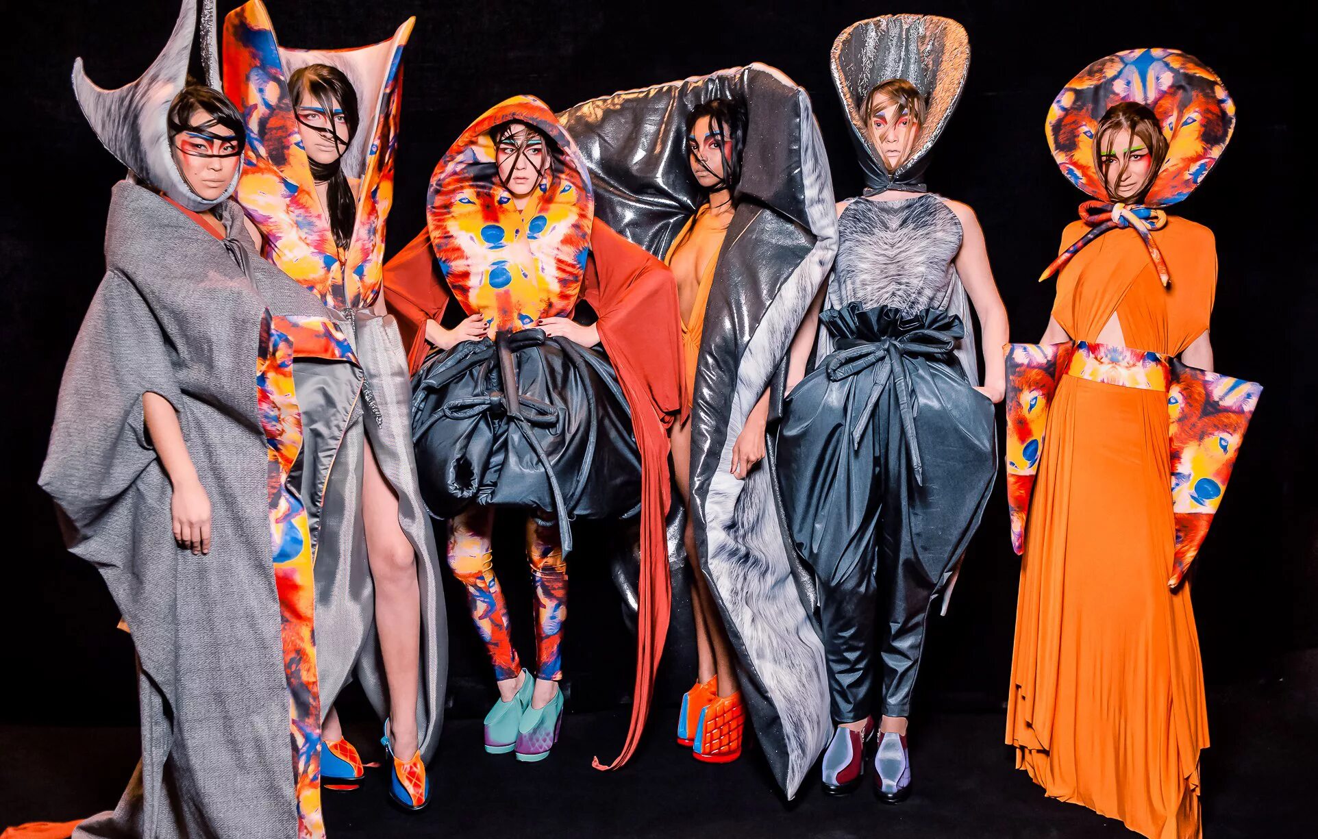 авангард китай. серебряный авангард интендант 3. цитадель ледяной короны карта. одежда в стиле супрематизм. где стоят авангарды.