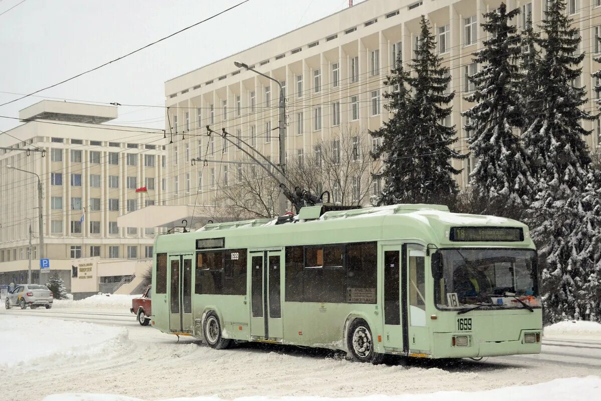 Бкм 201 гомель. Бкм е321. Маз 105. Транспорт города гомеля. Транспорт города гомеля.
