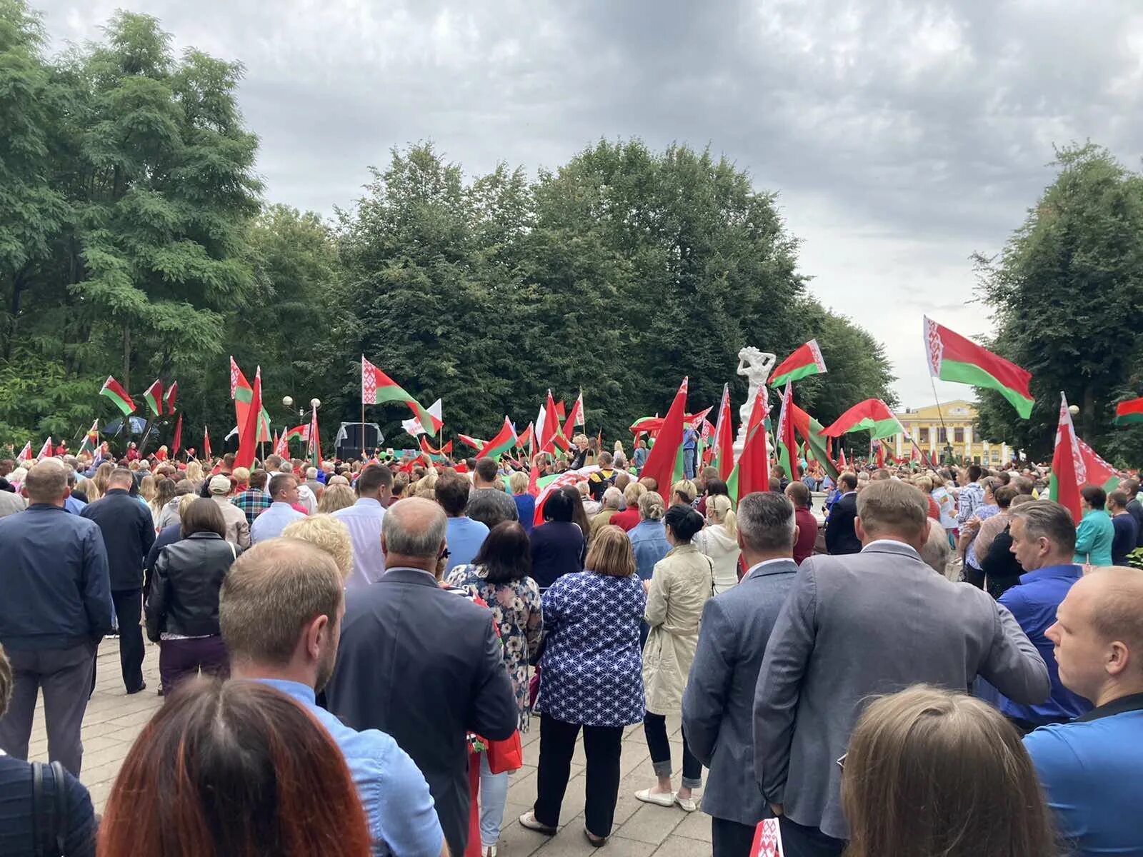 Подпись была, но её украли гномы.