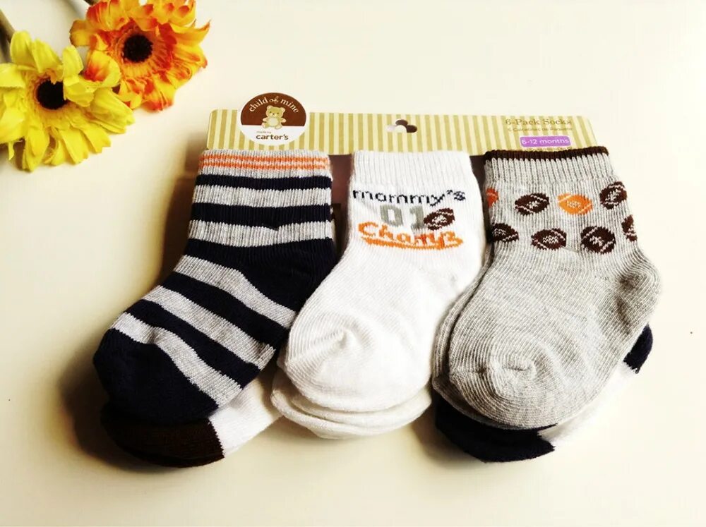 Носочки 6 месяцев. Baby Socks носки. Носки хлопковые для новорожденных. Длинные носки для новорожденных. Baby Socks носки этикетка.