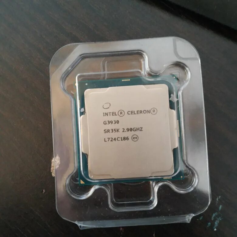 Процессор intel celeron g3930. Intel celeron g3930 lga1151. 90ghz. Celeron g3930. Процессор intel celeron g3930.