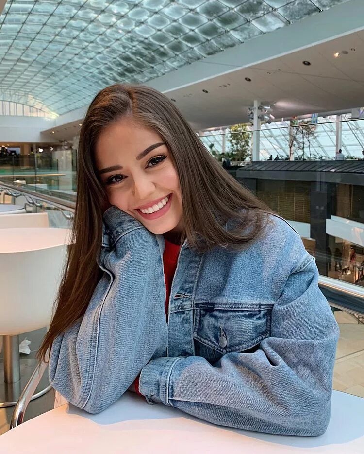 Yael shelbia cohen. Девушка 2020 года. Талия бри. Девушка 2020 года. Девушка 2020 года.