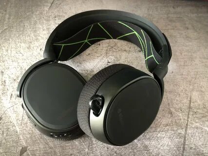 Steelseries arctis 9