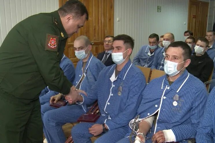 Где лечат раненых