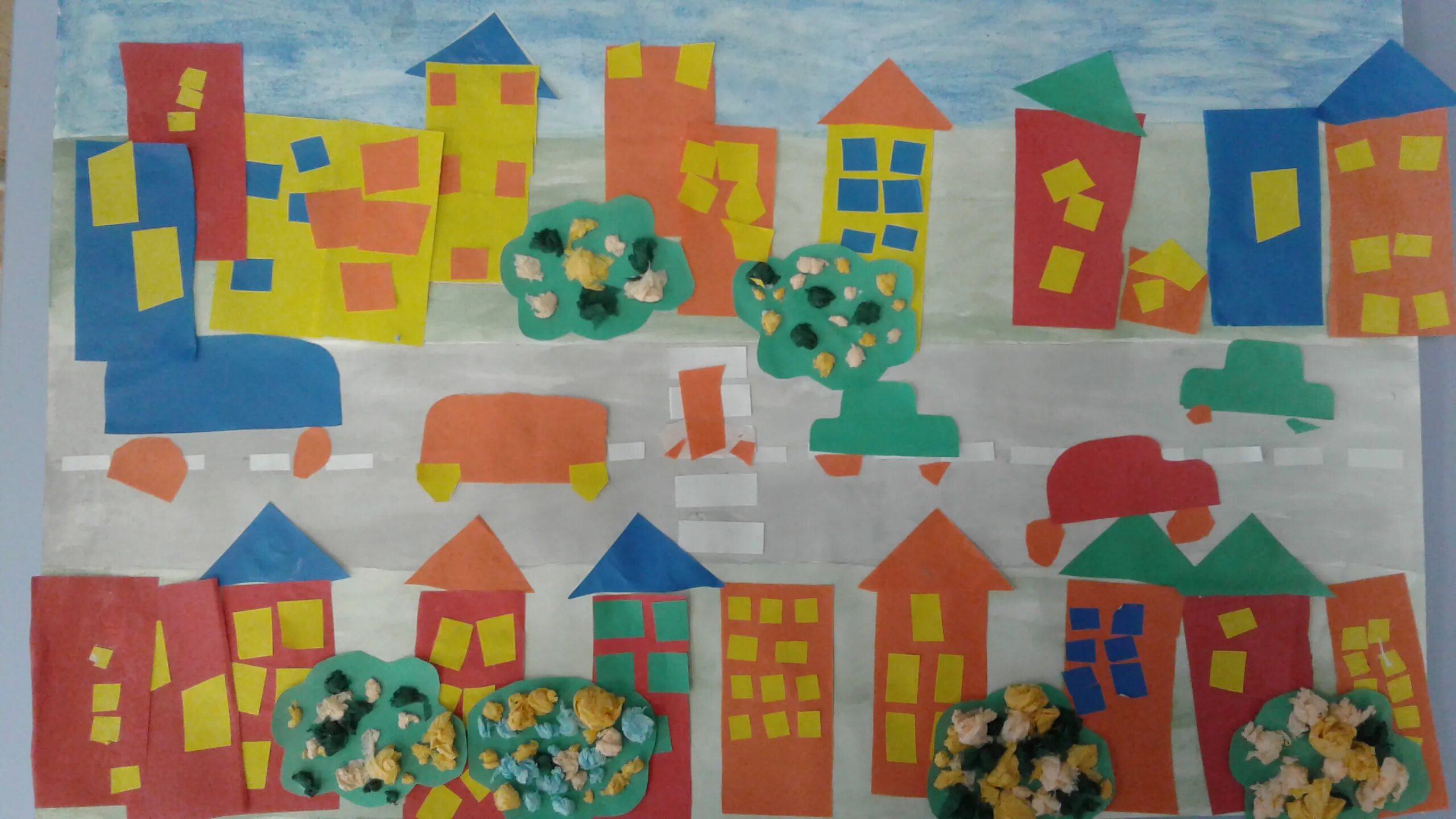 аппликация город в средней группе. аппликация город вторая младшая. аппликация на тему город. аппликация в средней группе. аппликации гор.