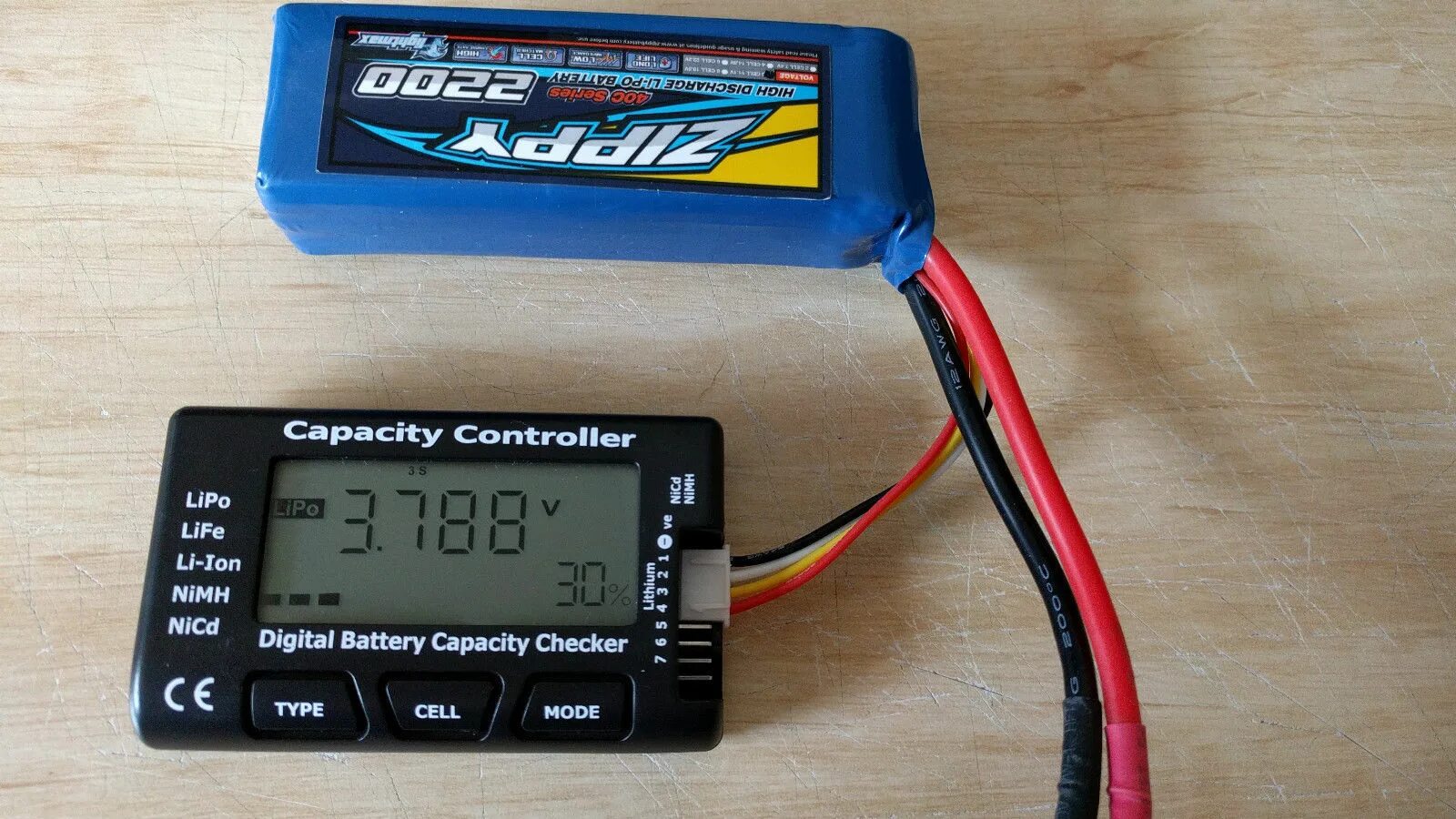 Контроллер тестер. Батарея тестер для проверки емкости Lipo Life li-ion NIMH NICD. Battery Controller Tester. Липо метр.