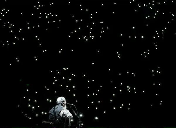 Под шепот звезд спокойной ночи. Под шепот звезд. Луна в окне. Счастливая любовь эзотерика. Ночь иллюстрация.