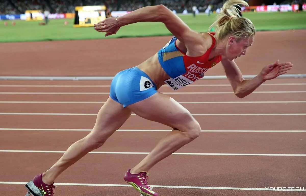 Спортсменка прыгунья юлия левченко. Светлана голендова легкая атлетика. Спортсменка джессика. Спортсменки на старте. Джессика эннис-хилл легкая атлетика.
