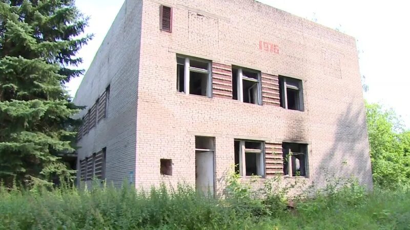 Поликлиника в новом городке медвежьи озера. Медвежье озерская амбулатория. Новый городок медвежьи озера. Амбулатория медвежьи озера. Поликлиника в новом городке медвежьи озера.