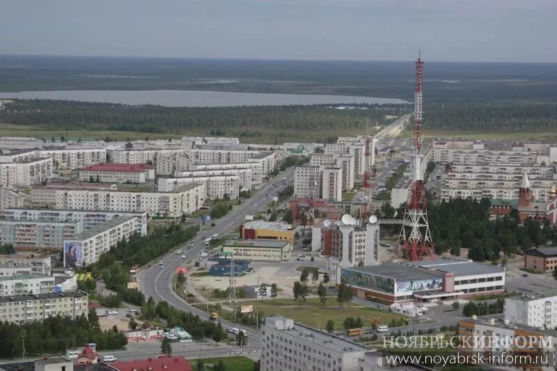 Центр город ноябрьск. Ноябрьск Ямало-Ненецкий автономный округ. Ноябрьск Тюменская область. Город Ноябрьск ЯНАО. Население города Ноябрьск 2020.