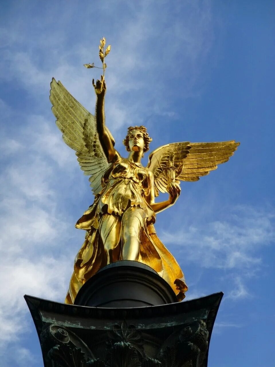 крылатая победа