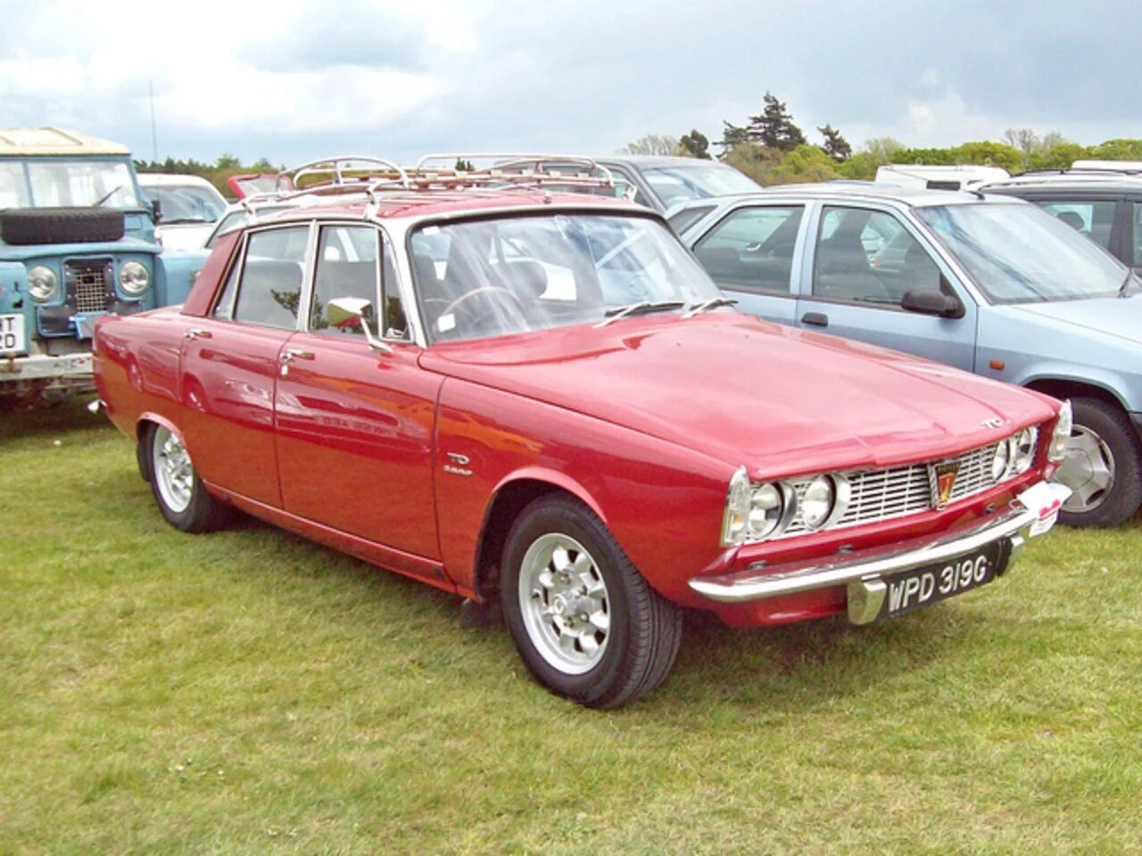 Ровер 2000 года. Rover 2000. Rover 2000 1964. Ровер 2000 ТС. Rover 2000 1966.