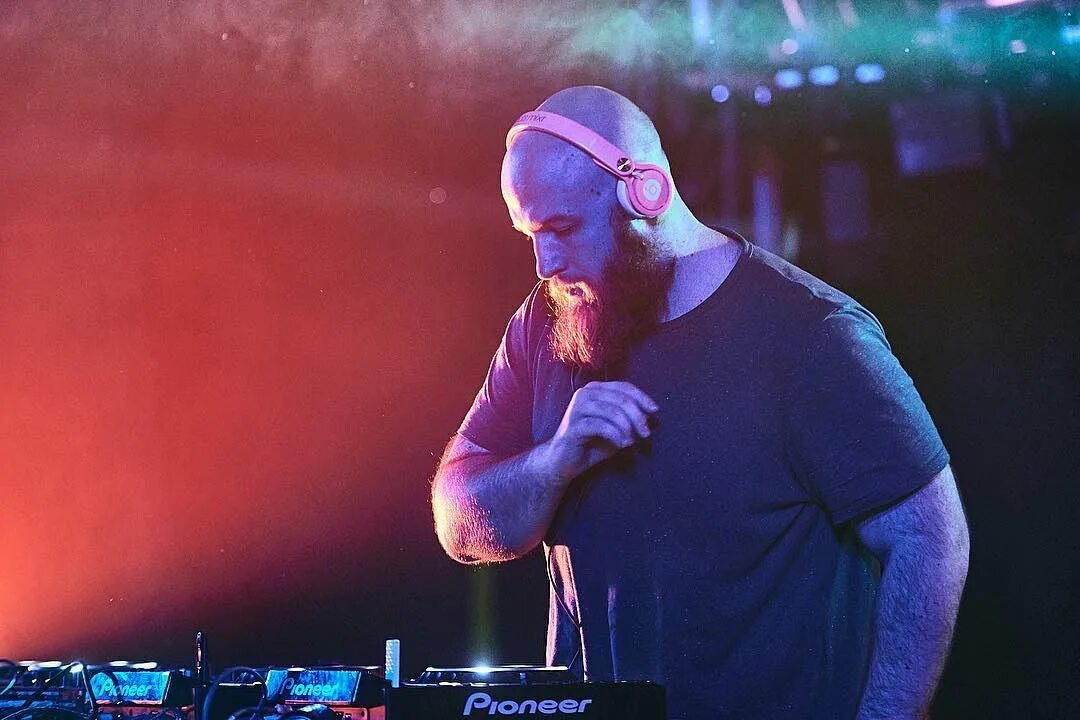 Диджей кинг моцарелла. Dj king macarella. Dj king macarella. Dj king. Dj kings.