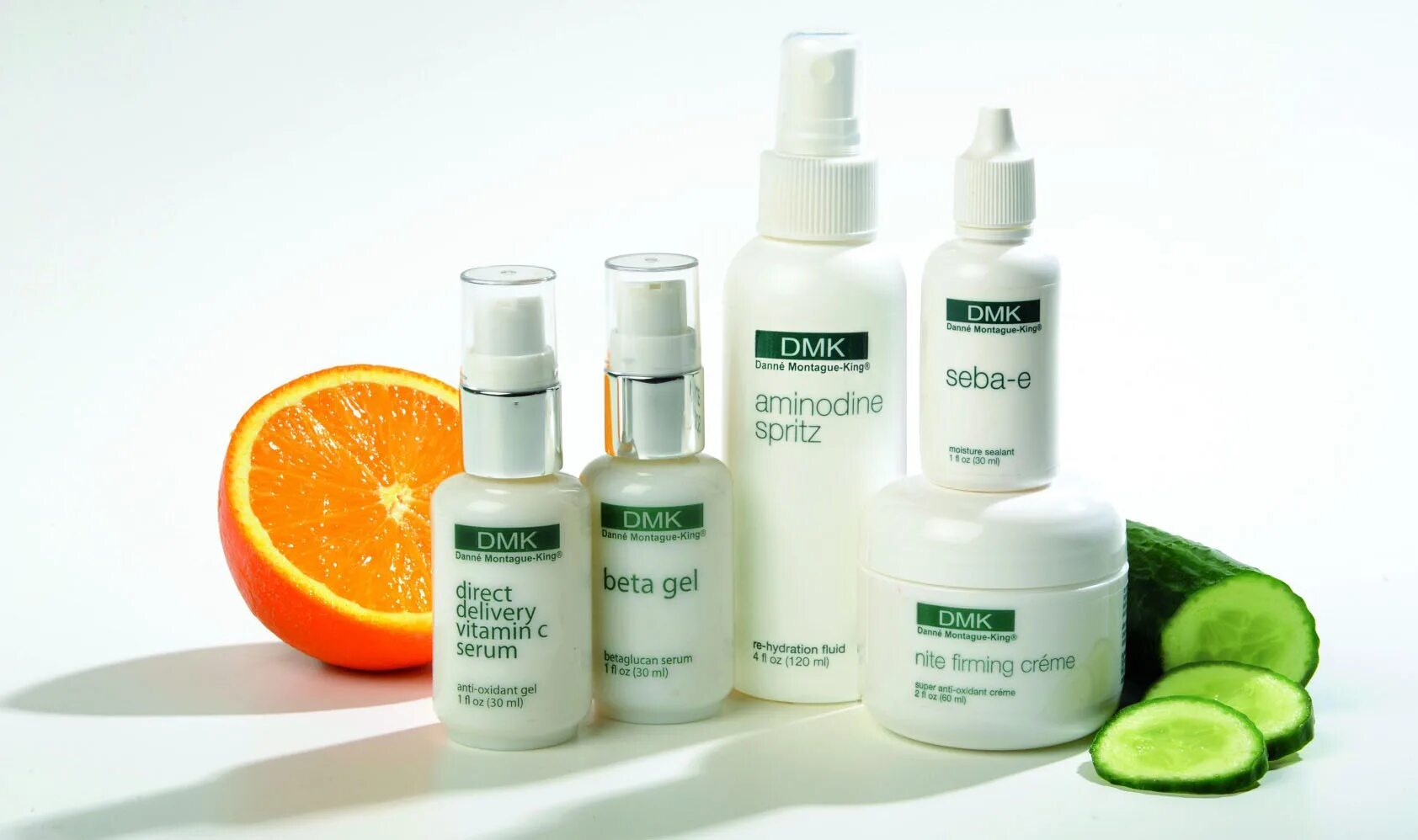 Стеклянная тара для косметики. Жемчуг в косметике. Гель это в химии. Косметические гели химия. Тюбик из металла.