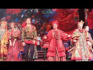 Фолк театр забайкалье. Русский фольклор в театре. Караоке бабкина. Караоке по русски. Караоке бабкина.