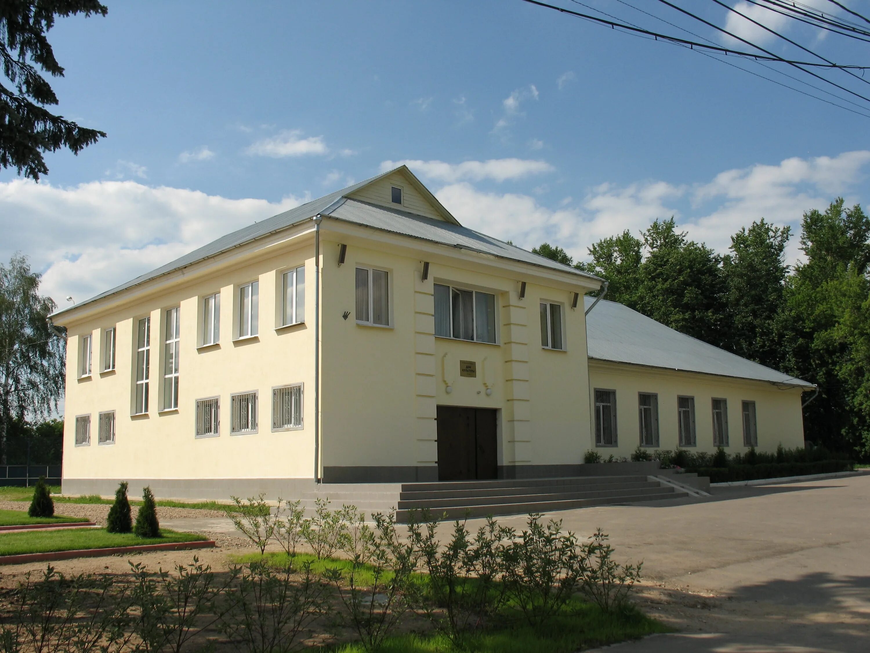 ДК Икша. Дом культуры Икша. Икша Дмитровский район. Поселок Икша Московская область. Икша телефон