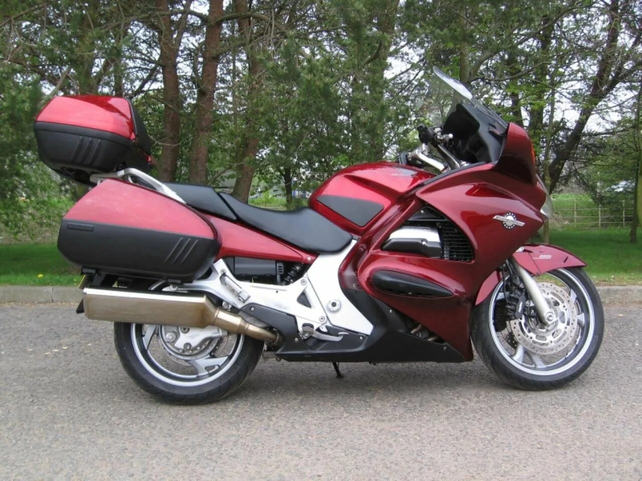 Honda st 1100 pan european. Хонда ст 1300 пан европа. Honda st 1300 2004. Honda pan european 1300. Honda st1300 pan european.