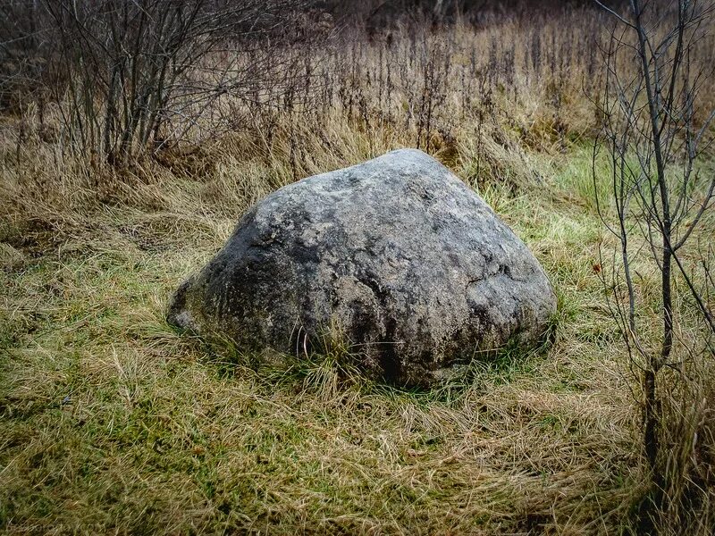 Камень с места силы. Камень с места силы. Протосаамский лабиринт карелия. Гора воттоваара карелия. Гора воттоваара карелия.