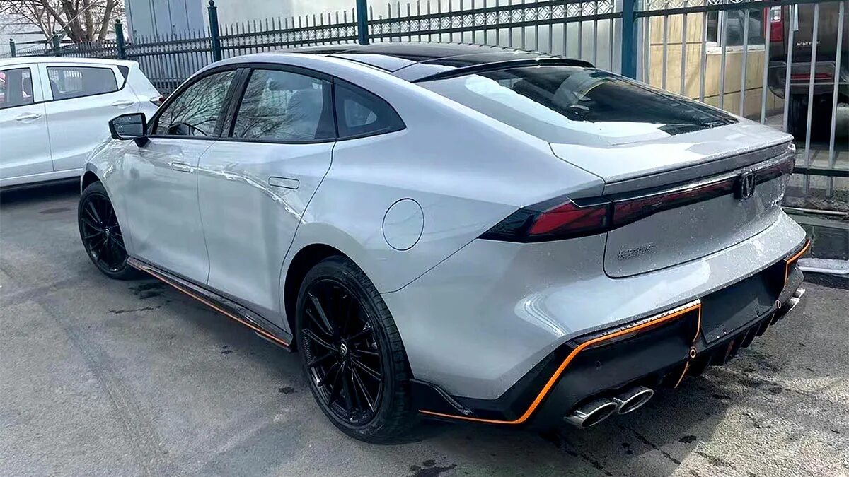 Uni v 2.0. Чанган седан uni v. changan uni-v 2025. чанган uni v 2025. чанган седан 2025 юни в.