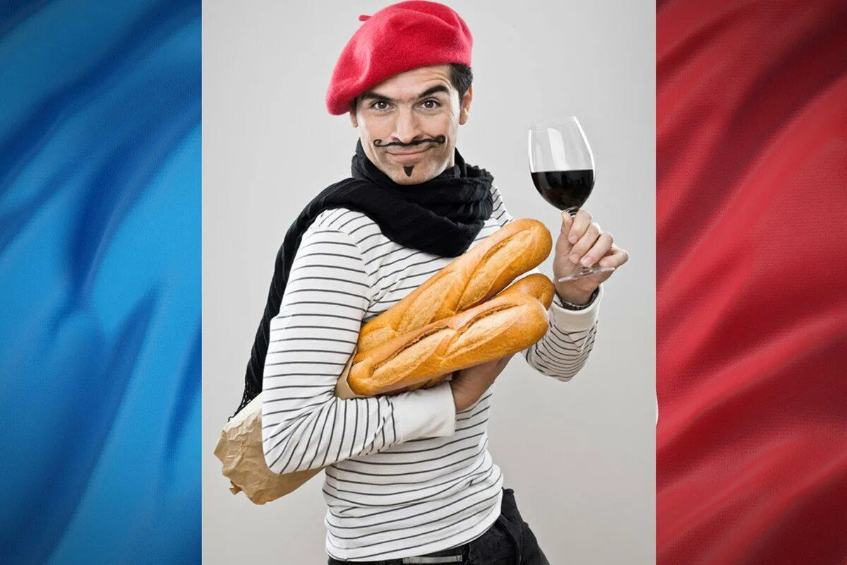 Француз каждый. Француз с багетом. Стереотипный француз. Стереотипы о французах. Мим с багетом.