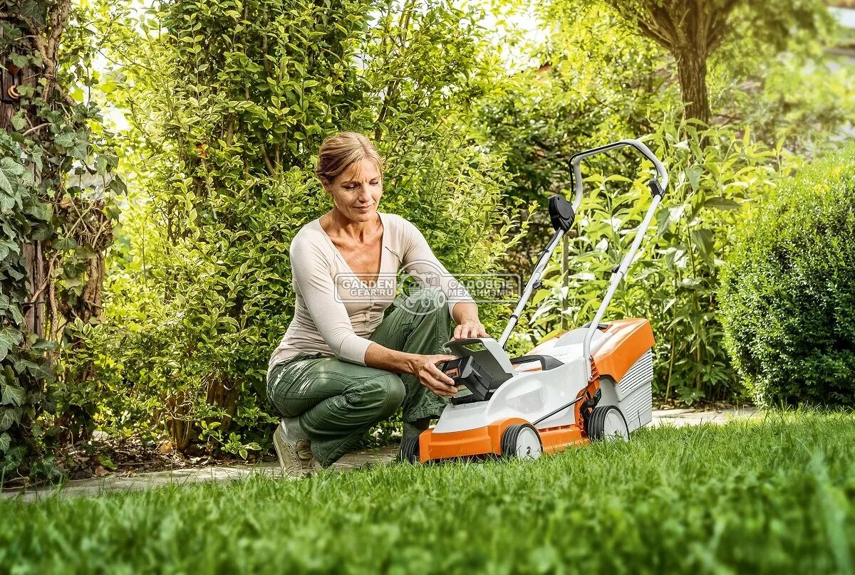 Газонокосилки без травосборника. Газонокосилка Stihl RMA 235.0 6311-200-0010. Газонокосилка Stihl (электрическая) RME 235. Газонокосилка мульчирующая штиль. Газонокосилка Stihl RM 248 грязная.