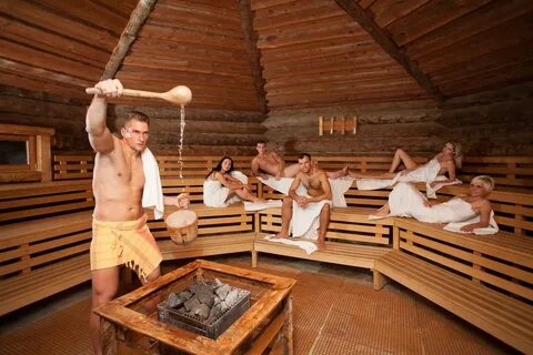 Jinsiy aloqa xodimi mijozni sikdi.