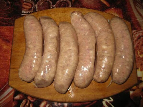 Как разморозить купаты. Купаты золотой рог. купаты на сковороде. купаты с лепешкой. купаты в духовке фаршированные.