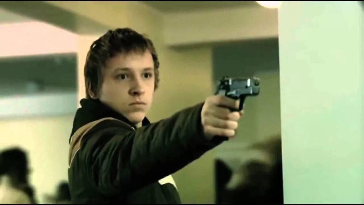 Оксимирон mixxxtape 1. Фильм класс 2007 оксимирон. Последний звонок фильм оксимирон. Оксимирон последний звонок последний. Oxxxymiron последний звонок.