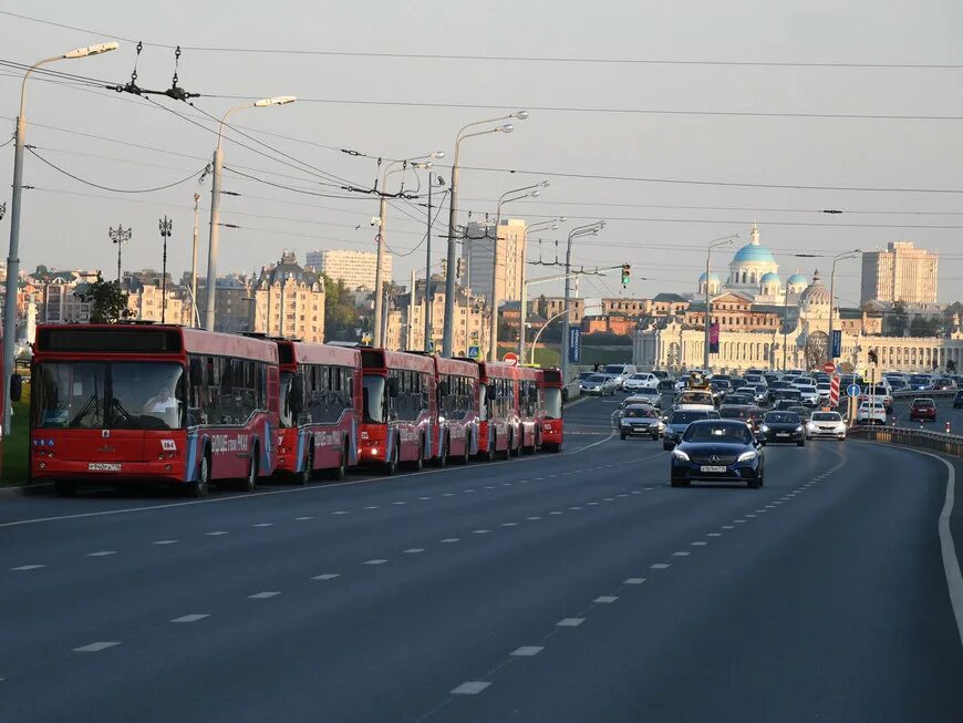 Время транспорта казань. Транспорт Казани. Общественный транспорт Казани. Автобус Казань. Транспорт Татарстана.