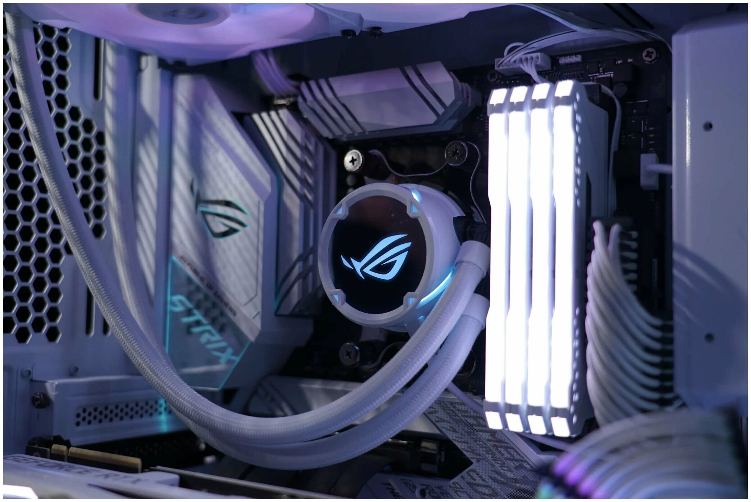 Кулер rog strix. ROG Strix LC 360 RGB White Edition. ASUS ROG Strix LC 360. ASUS ROG Strix LC 240 RGB. ASUS ROG Strix LC 360 White Edition.