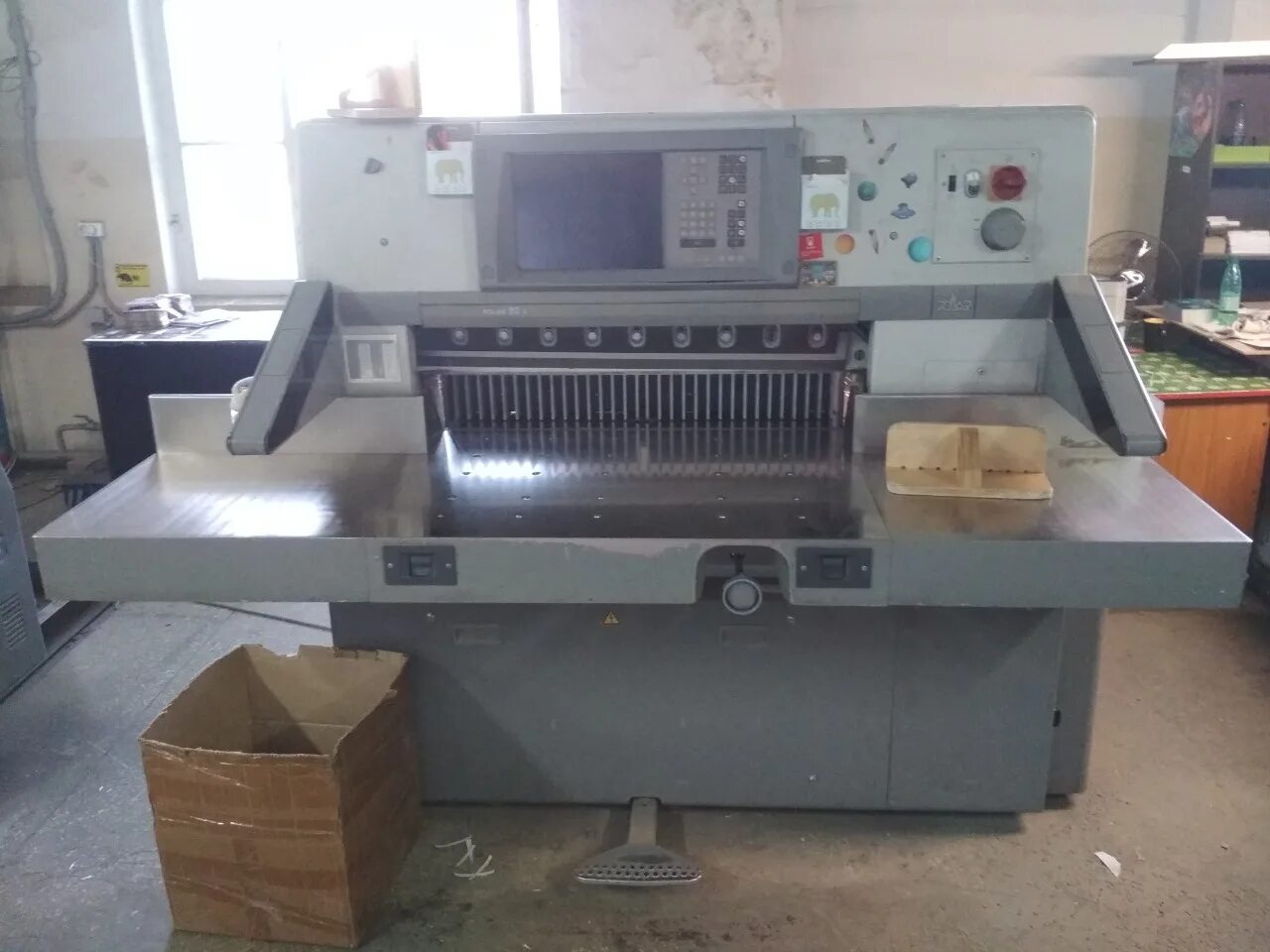 Machine number. Machine number. Machine number. Автоматическая нумерационная головка. Нумератор для удостоверений descmate.