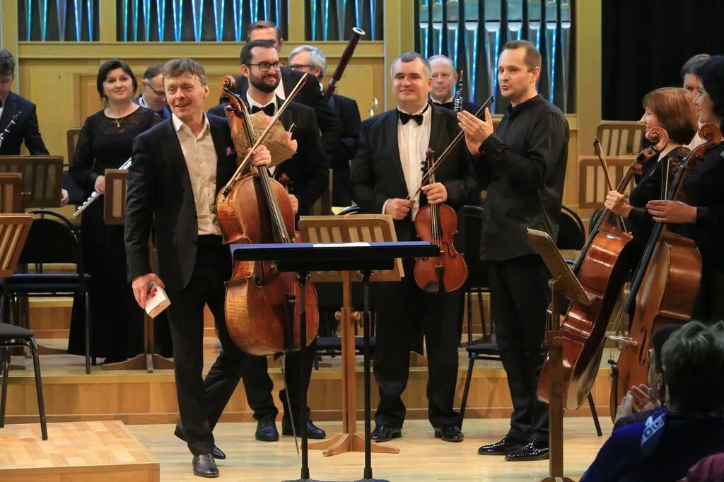 Рококо это в музыке. Вариации на тему рококо 4 класс видеоурок. Произведения в стиле рококо отличаются. Чайковский вариации ноты. Чайковский вариации на тему рококо.