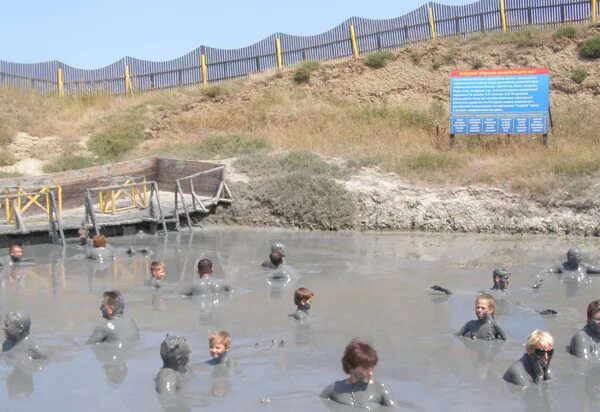 вулкан за родину. грязевой вулкан тиздар на азовском море. вулкан тиздар краснодарский край. голубицкая вулкан тиздар. вулкан за родину.