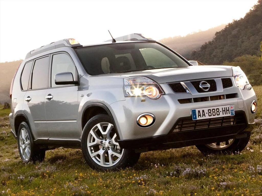 X trail б у купить. Nissan x-Trail 2014. Ниссан x Трейл 2014. Ниссан x Trail 2005. Ниссан х-Трейл 2014г.