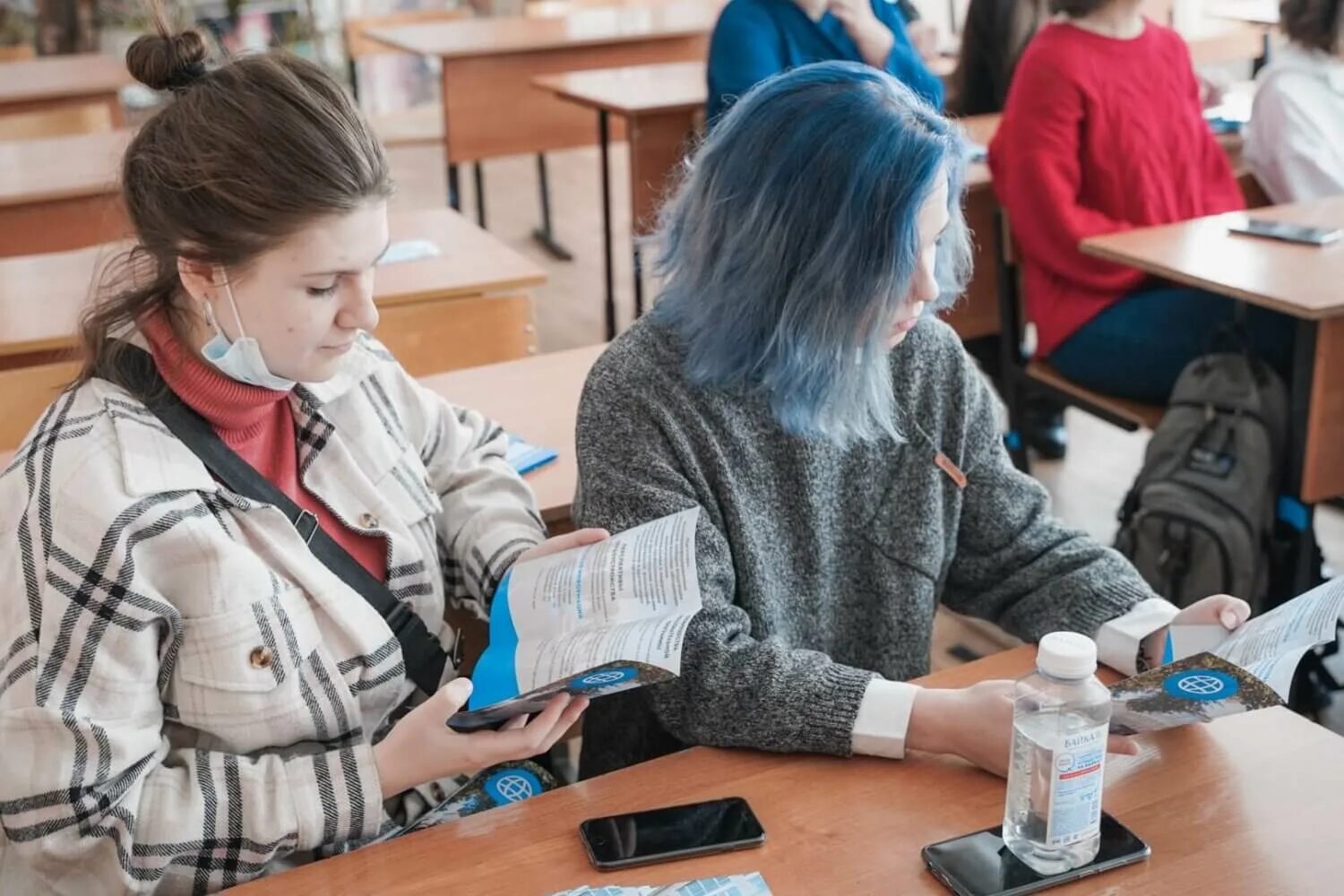 Linguistic university
