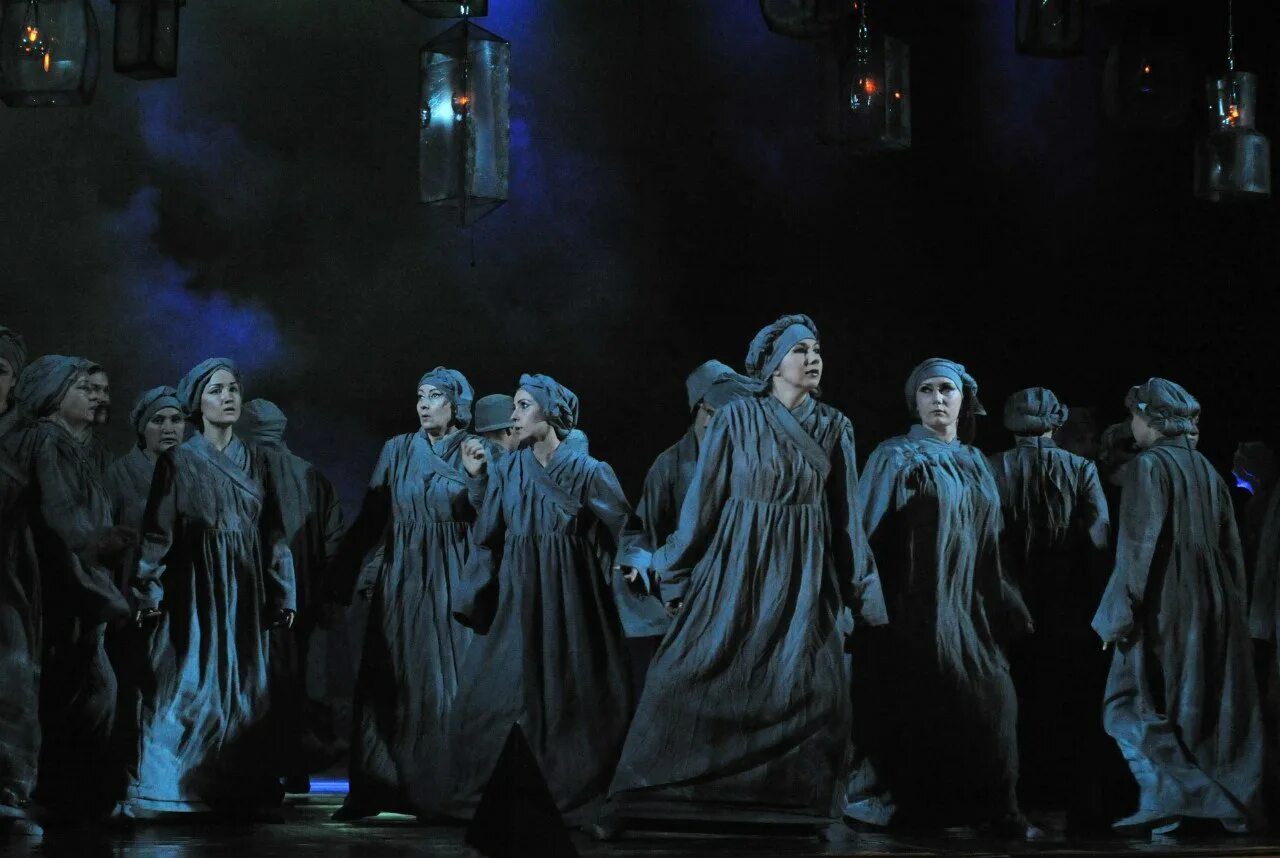 вишнёвый сад опера 2010 большой театр. опера чайковского 9 букв. солисты саратовской оперы 1992-93. театр представляет. опера чайковского девицы красавицы.