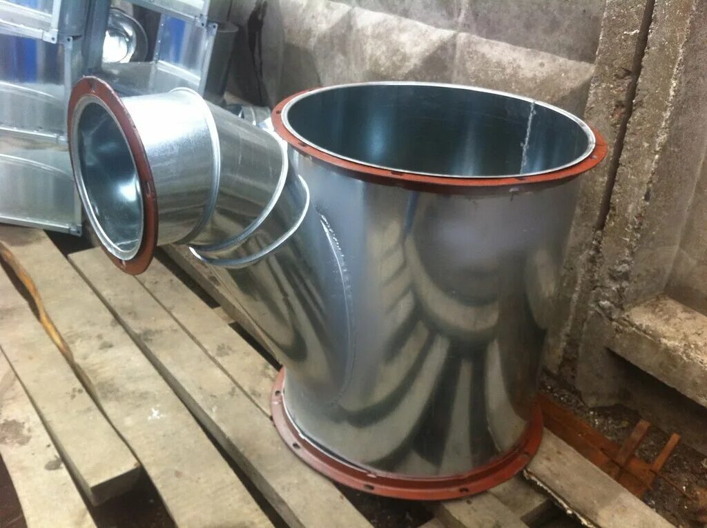 Тройник переходной прямошовный оцинковка для аспирации. Лучшим водителям. Спецсервис вахта. Водительский состав фото. Уборка остановок от снега фото.