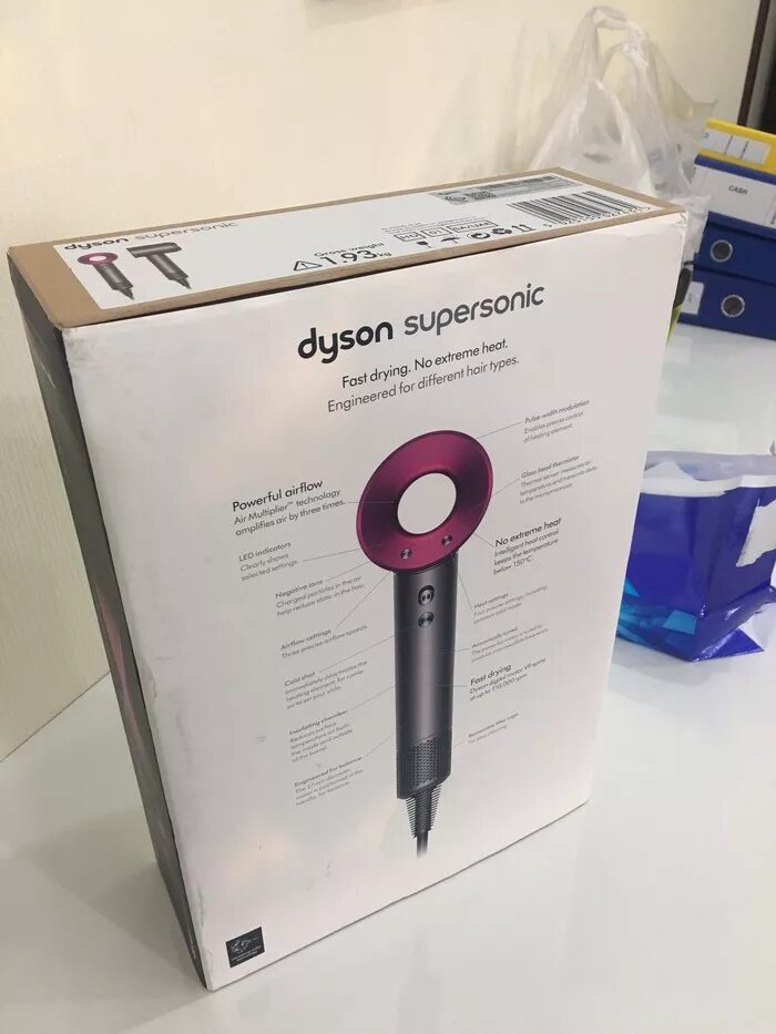 Оригинальная коробка дайсон. Оригинальная коробка дайсон. Оригинальная коробка дайсон. Оригинальная коробка дайсон. Фен дайсон упаковка.