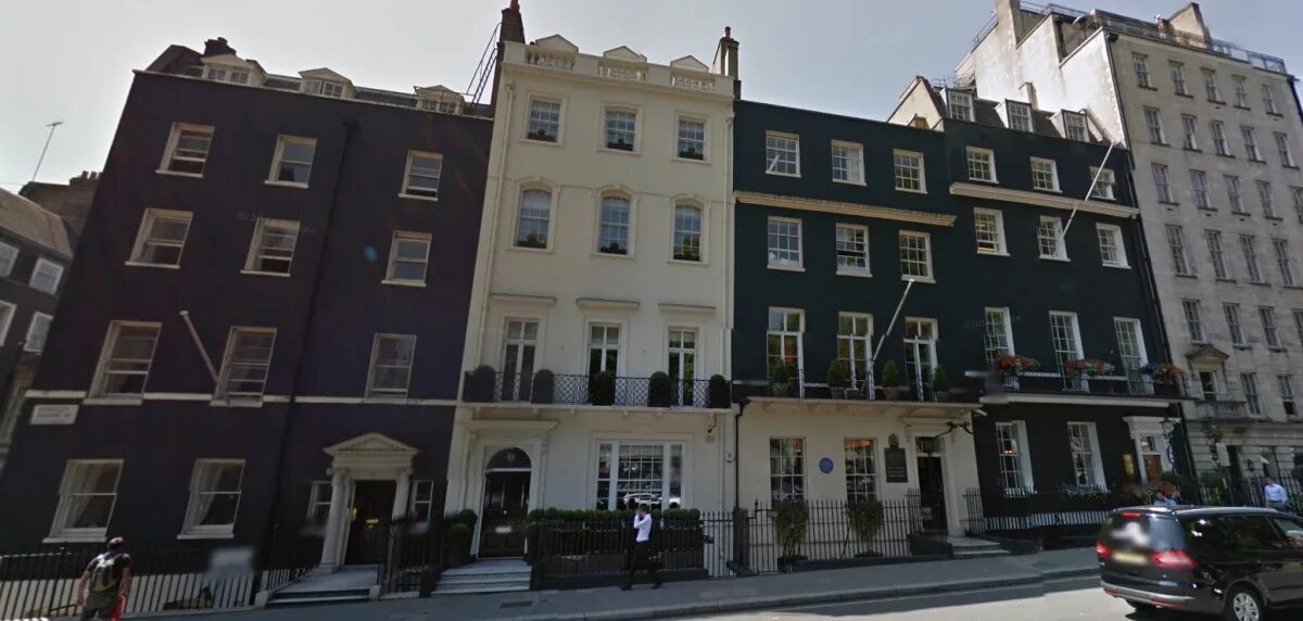 Беркли сквер 19 век. Лондон беркли-меншенс 3а. Беркли сквер планировка. Дом на площади баркли лондон. Лондон площадь беркли.